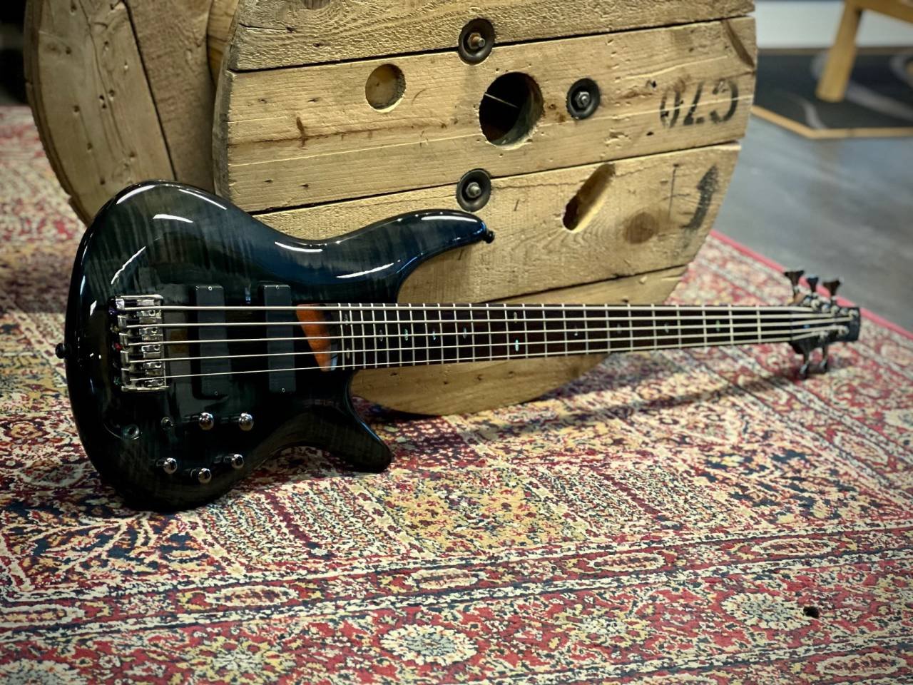 Begagnad Ibanez SR705