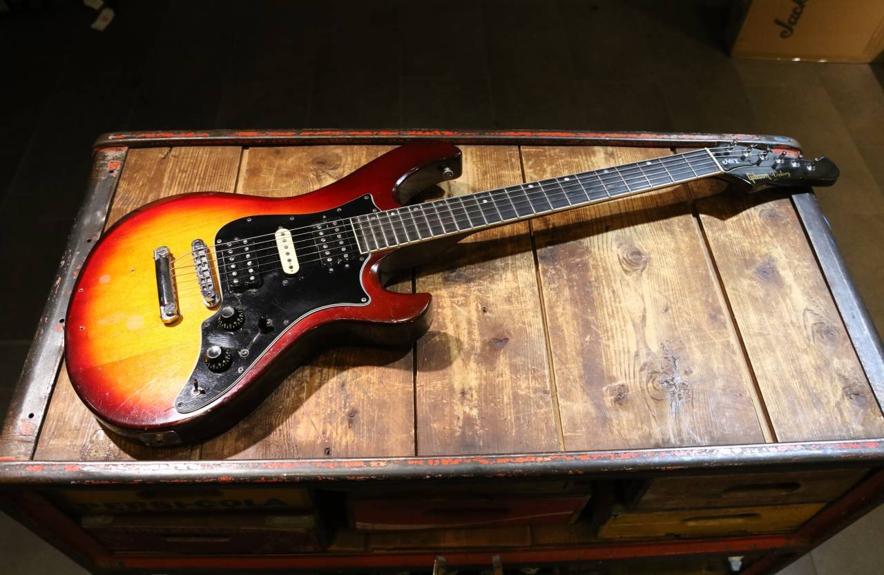 Gibson Victory MVX från 1982 ...