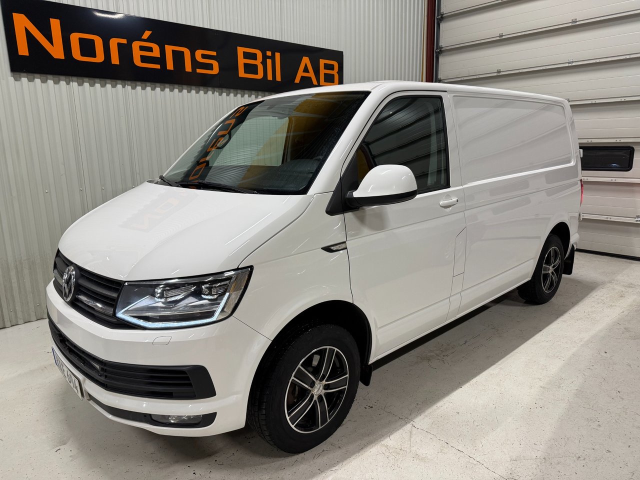 Volkswagen Transporter 2.0 TD...