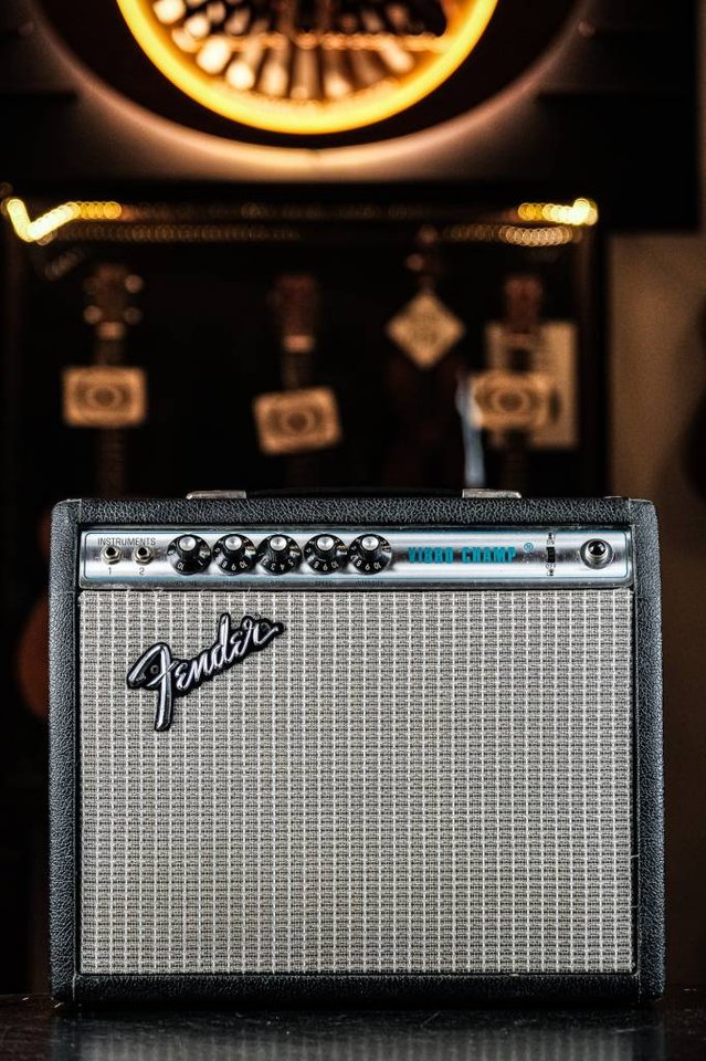 1975 Fender Vibro Champ 6-Wat...