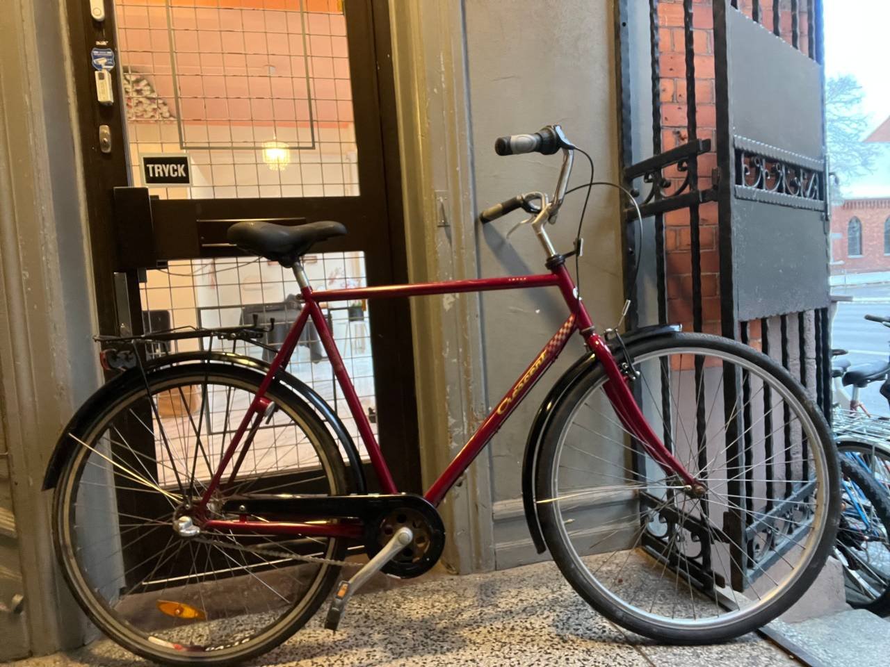 Två st ny renoverad crescent ...