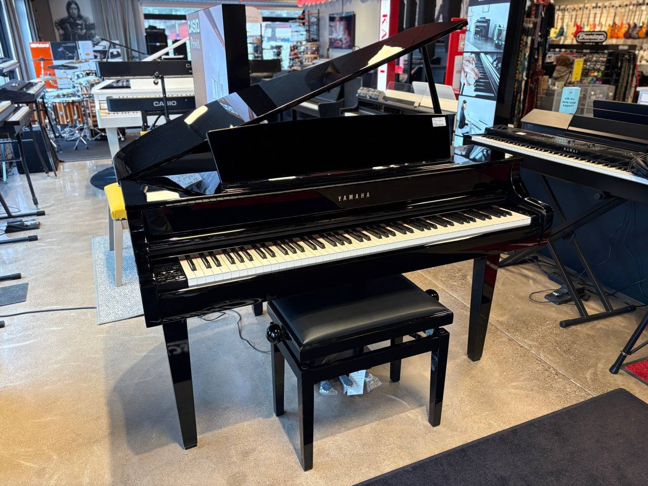 Yamaha CLP-865GP - Ny!