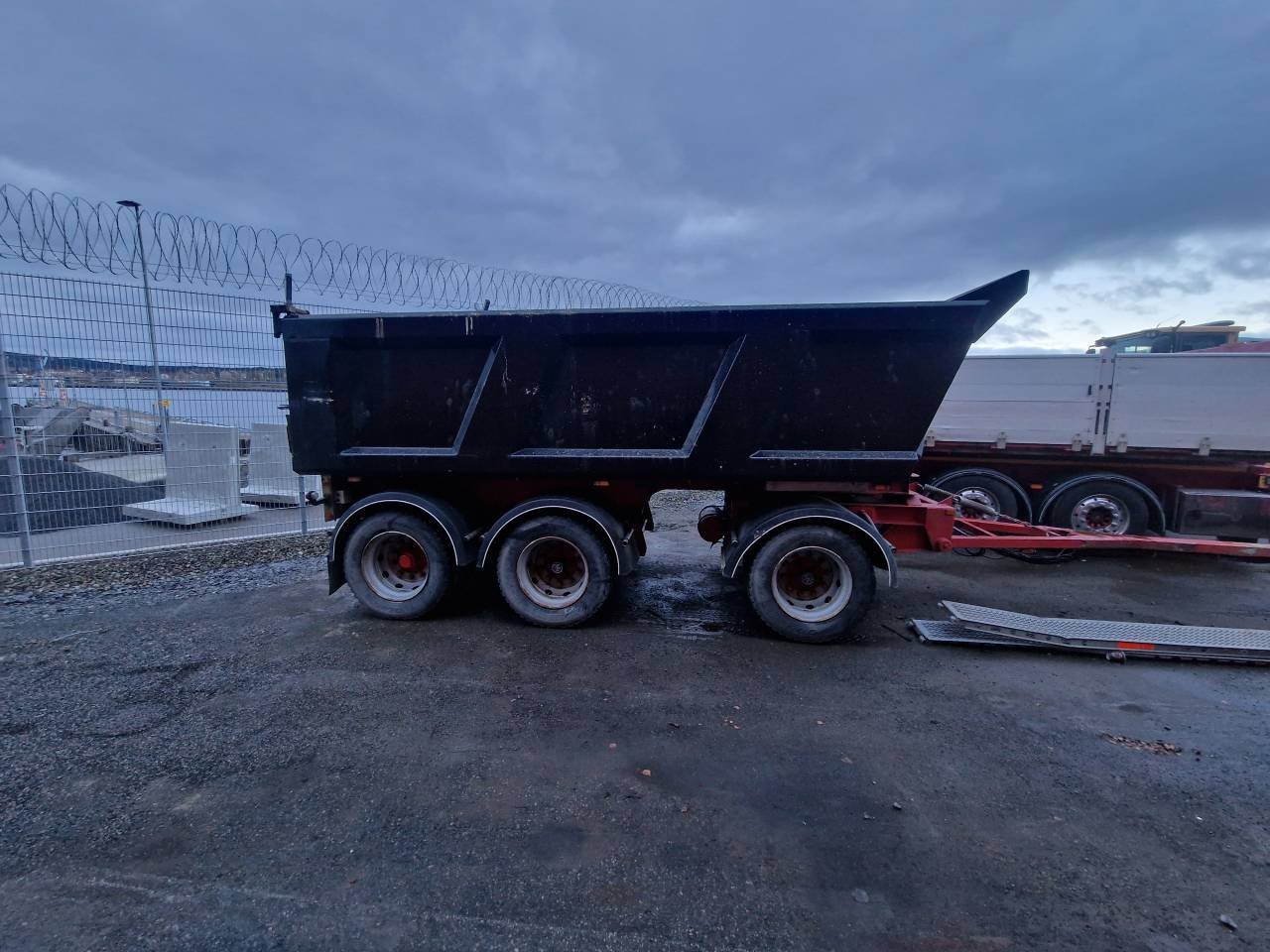 Steelmec STS 20–24 – Treaxlat...