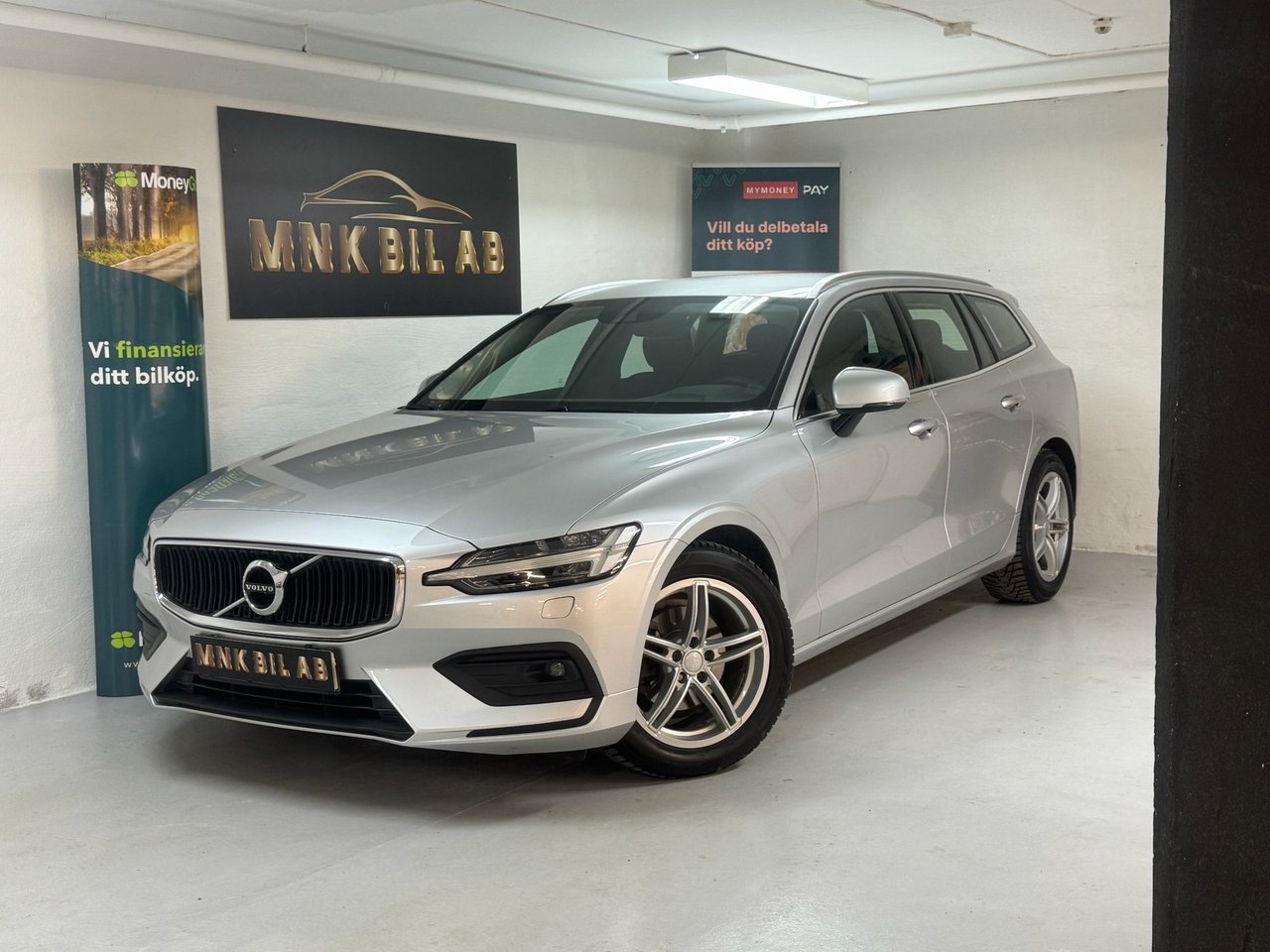 Volvo V60 D4 Geartronic Momen...
