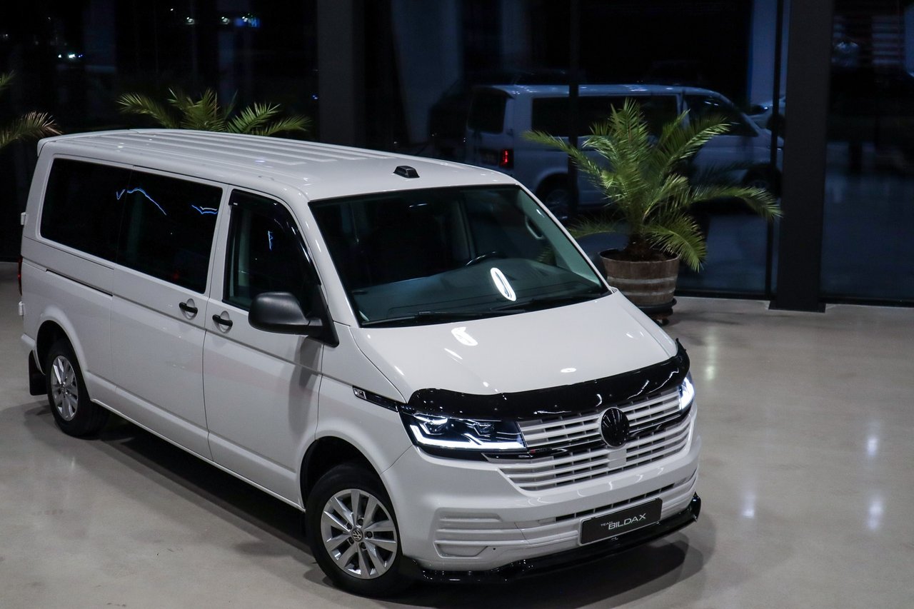 Volkswagen Caravelle LÅNG TDI...