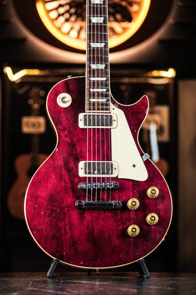 1980 Gibson Les Paul Deluxe w...