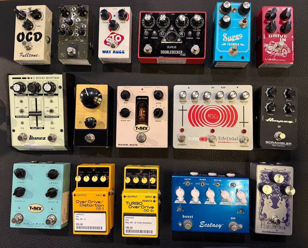 Beg. Effektpedaler till gitar...
