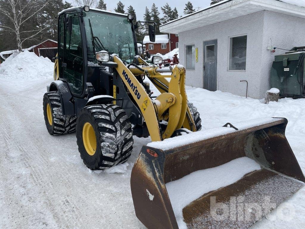 Hjullastare Komatsu W70 med u...
