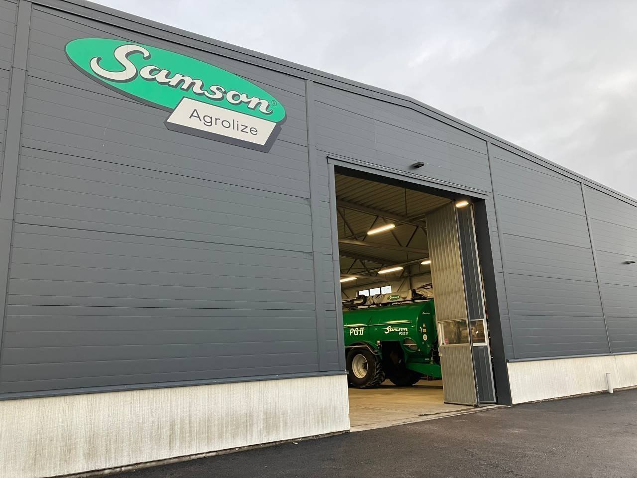 Inkommande maskiner hos Samso...