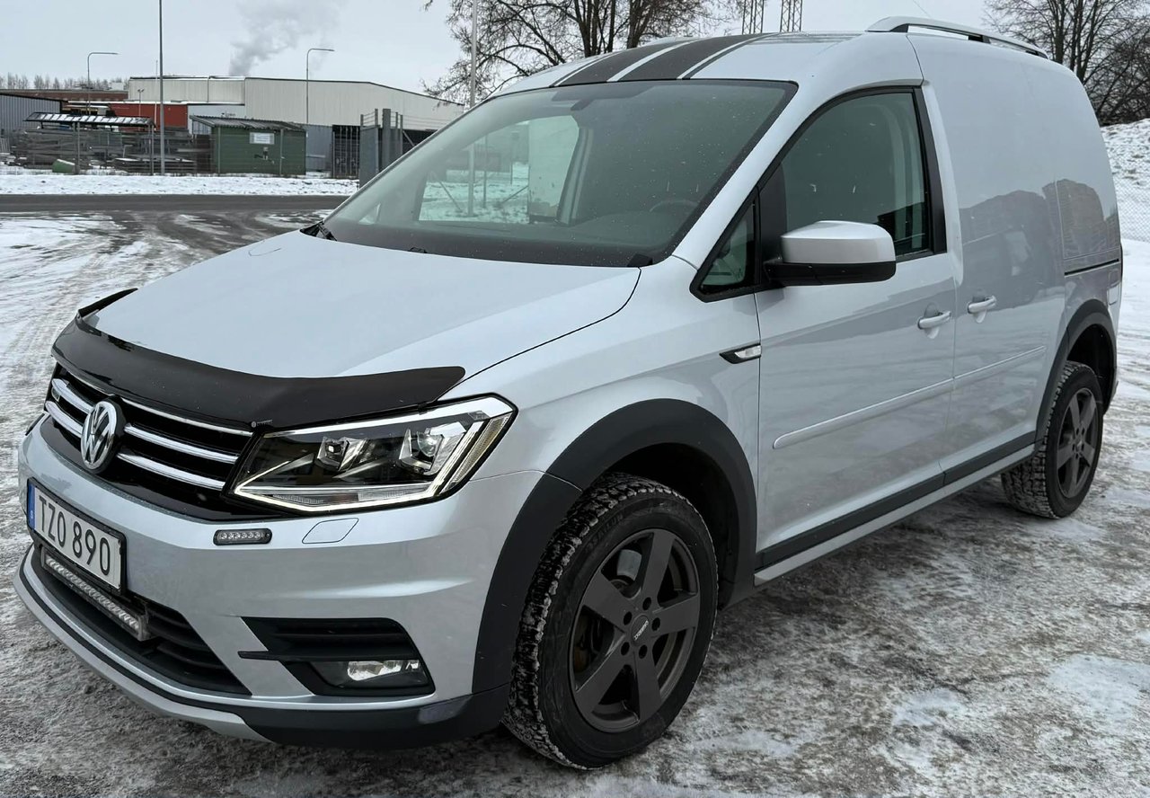 Volkswagen Caddy Alltrack Van...