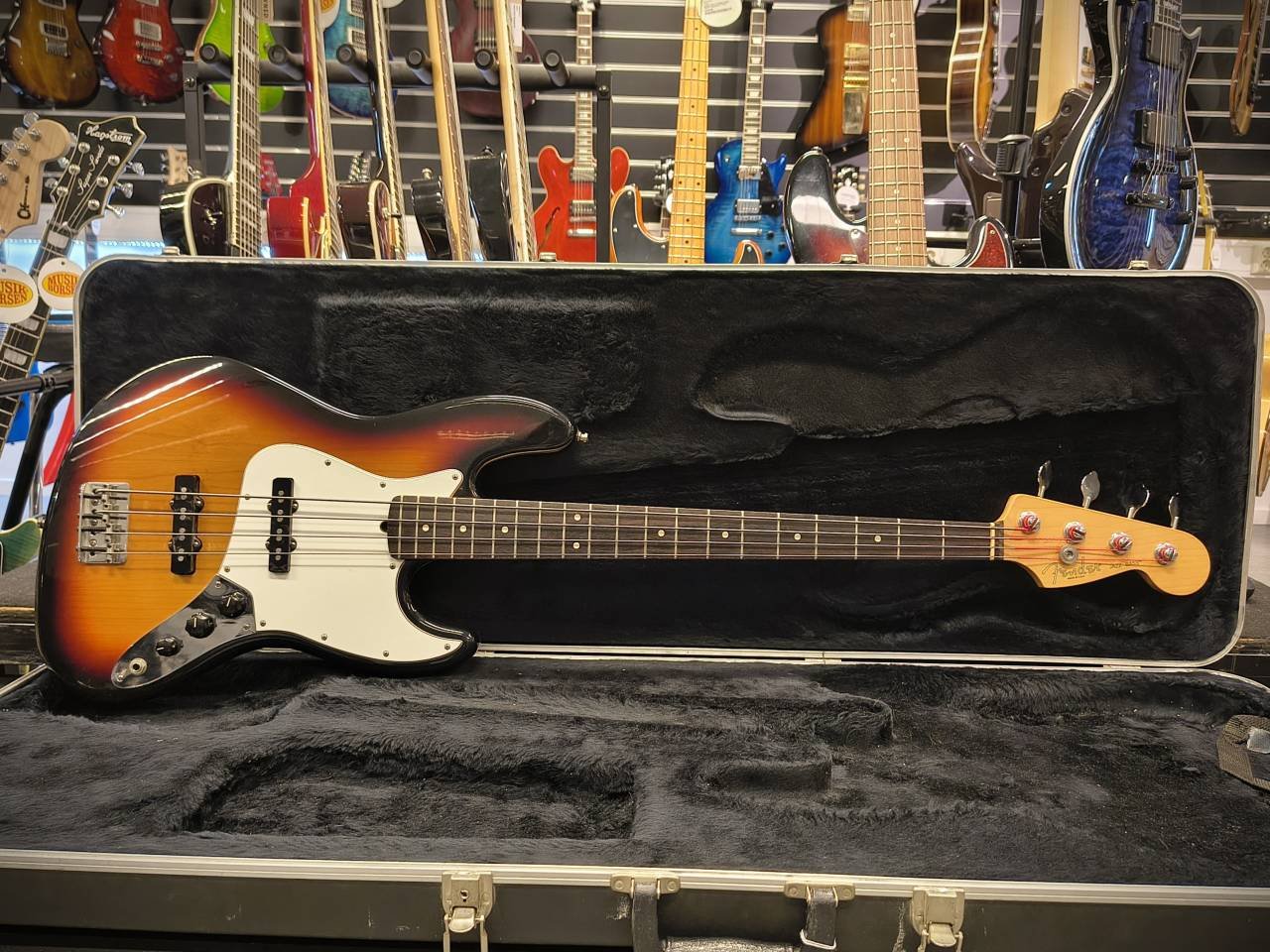 Fender American Standard Jazz...