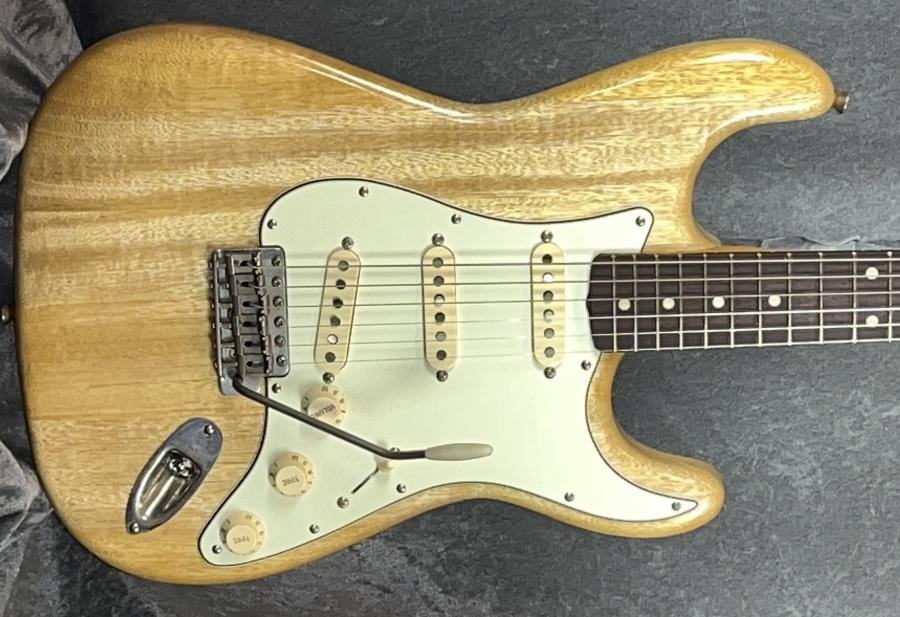 CLERN Stratocaster. Fender Cu...