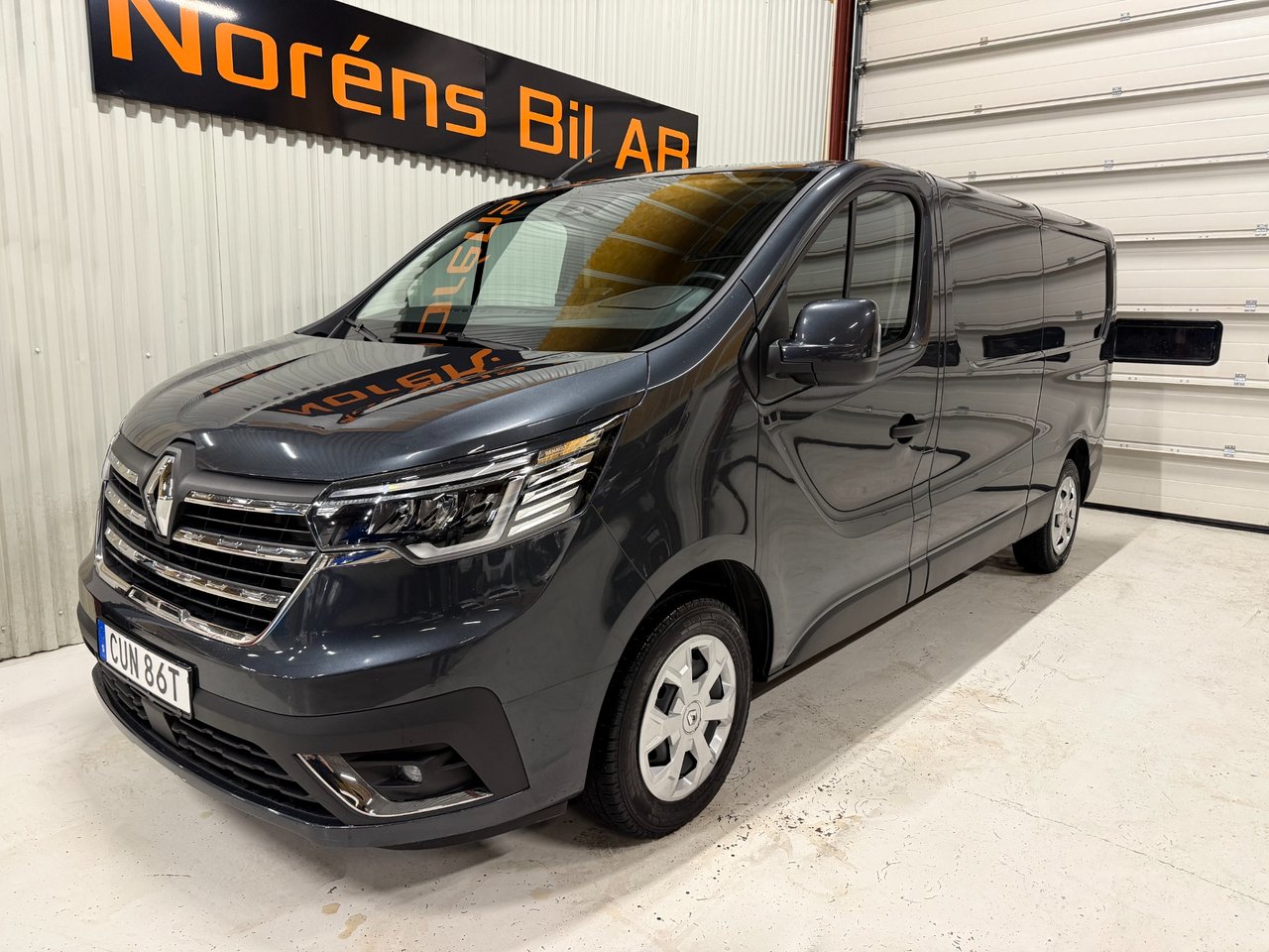 Renault Trafic 2.0 dCi 150 AU...