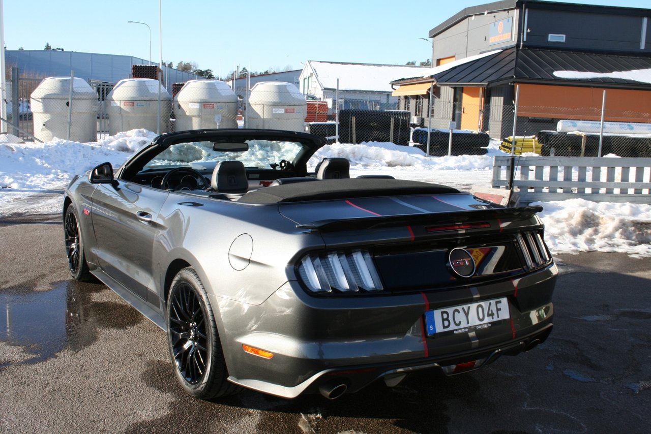 Ford Mustang 5.0 GT Convertible