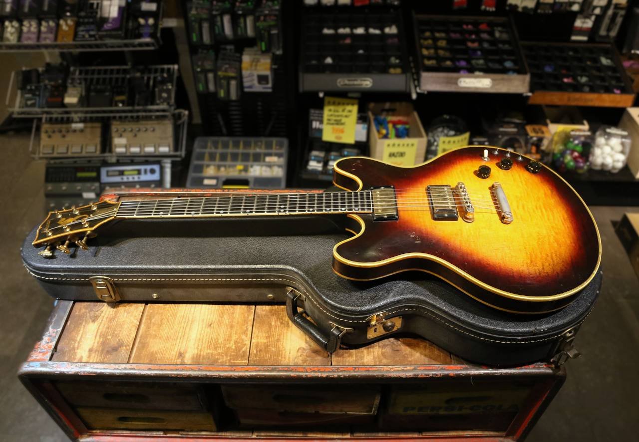 Gibson ES-Artist från 1980 ho...