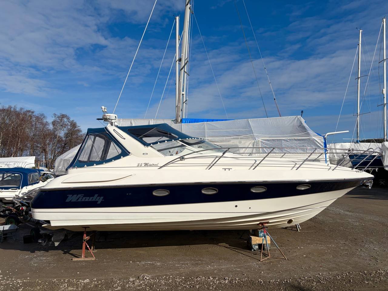 Windy 35 Mistral VP KAD 44 ED...