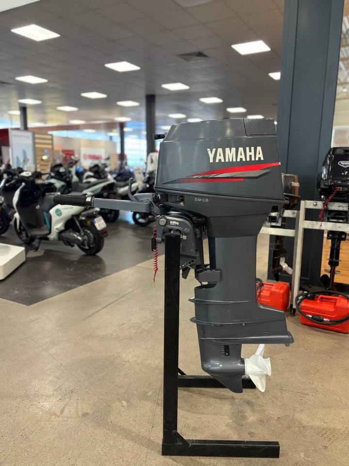 Mycket fin Yamaha 30hk 2002