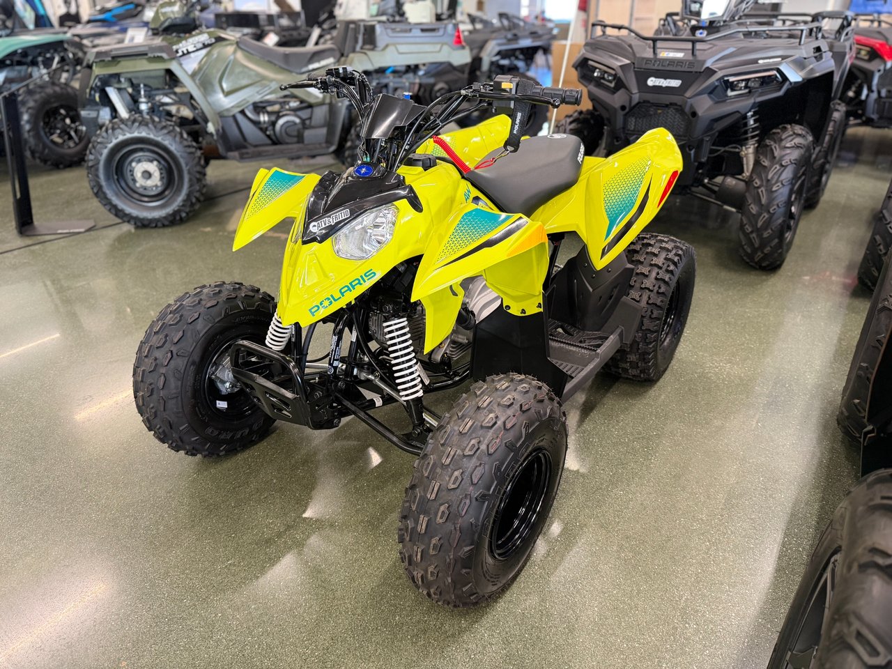 Polaris Outlaw 110 Terräng