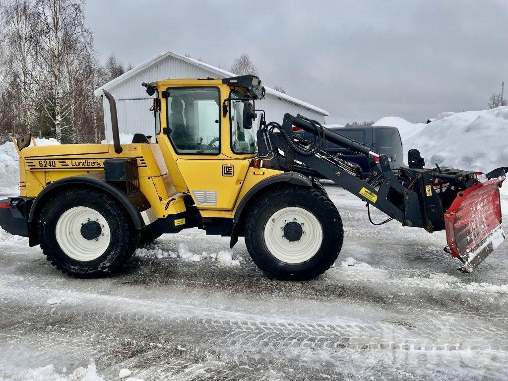 Hjullastare Lundberg 6240 med...