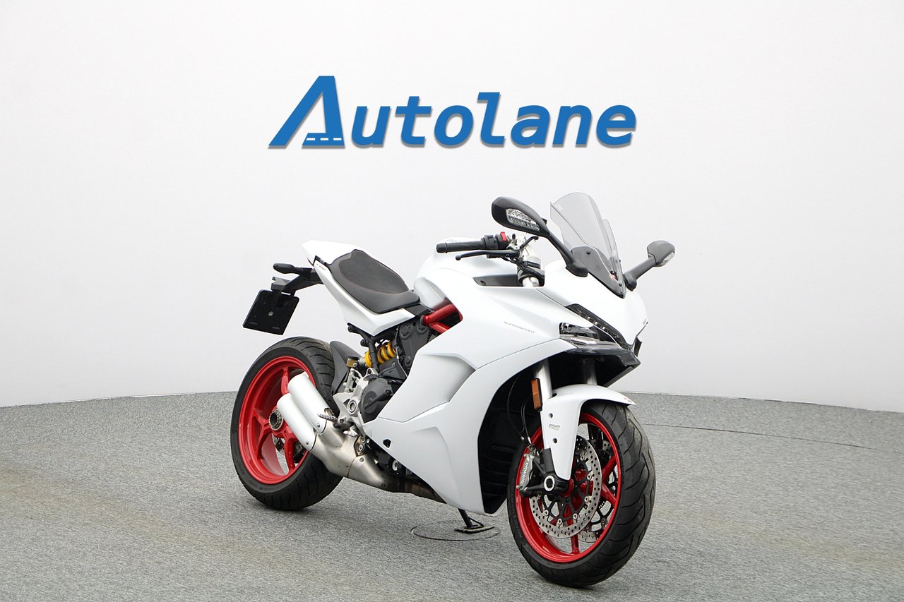 Ducati Supersport * Ducati Qu...
