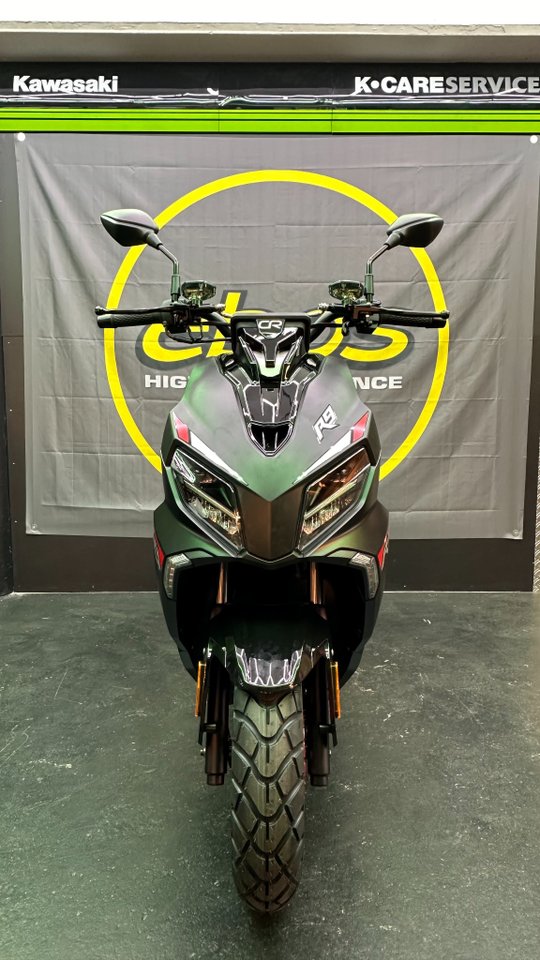 Motocr R9 SP  T4 EFI