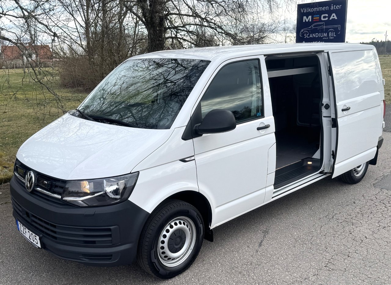 Volkswagen Transporter 150 TD...