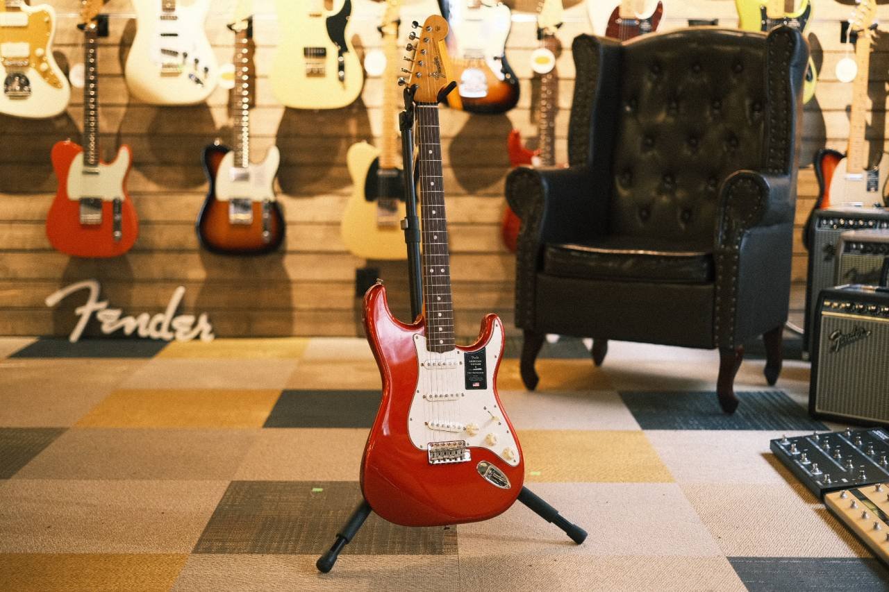 *DEMOEX* Fender Am Vintage II...