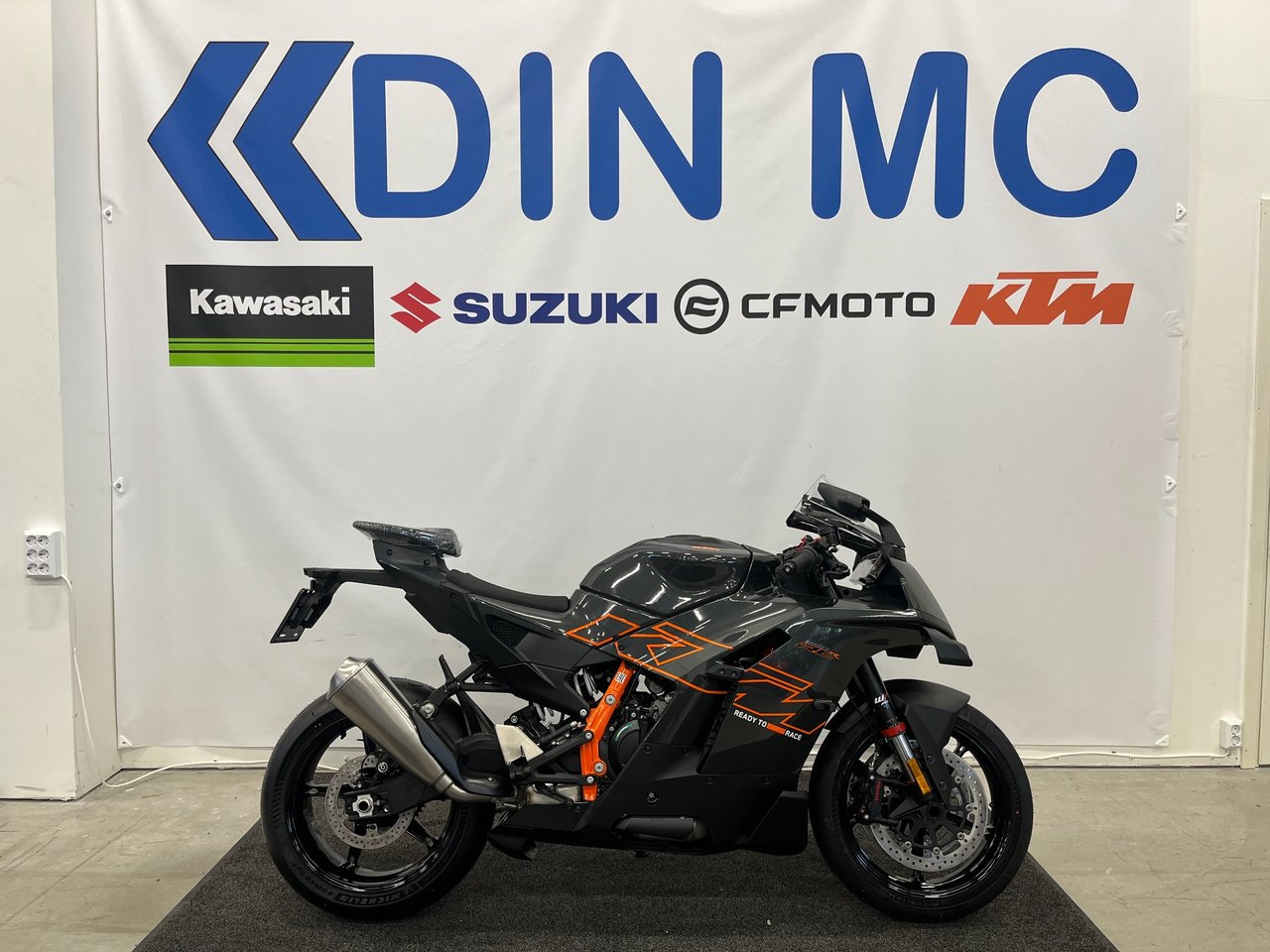 KTM 990 RC R "I butik för omg...