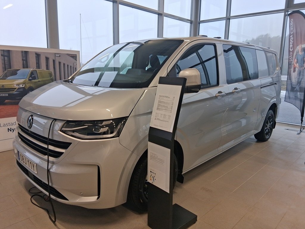 Volkswagen Transporter T7 Kombi