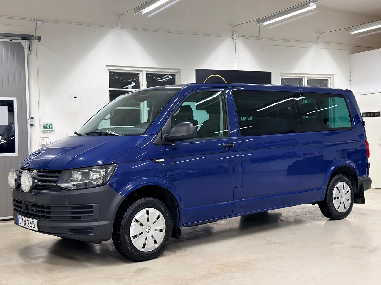 Volkswagen Transporter Kombi ...