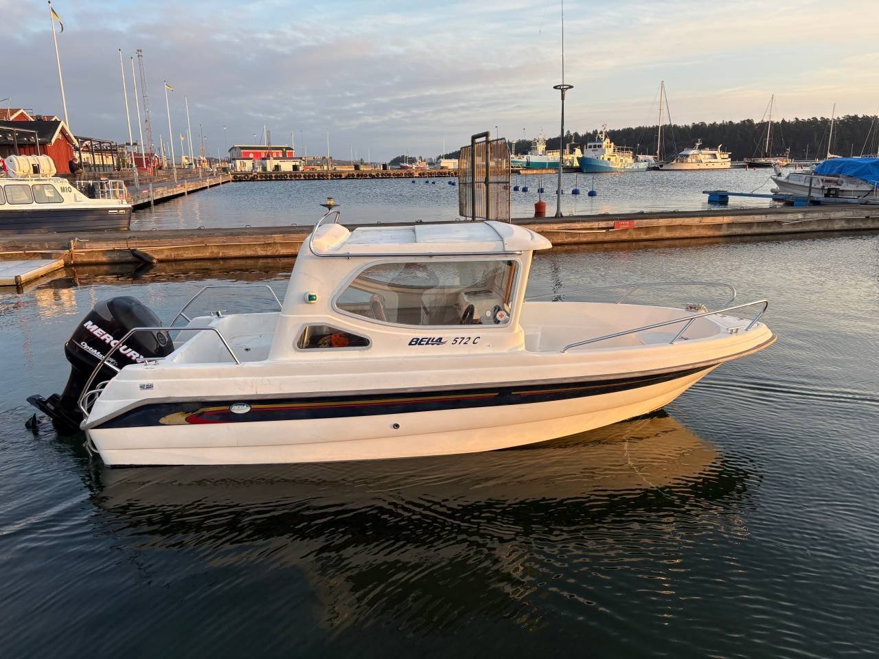 Bella 572c Mercury 90Hk Optim...