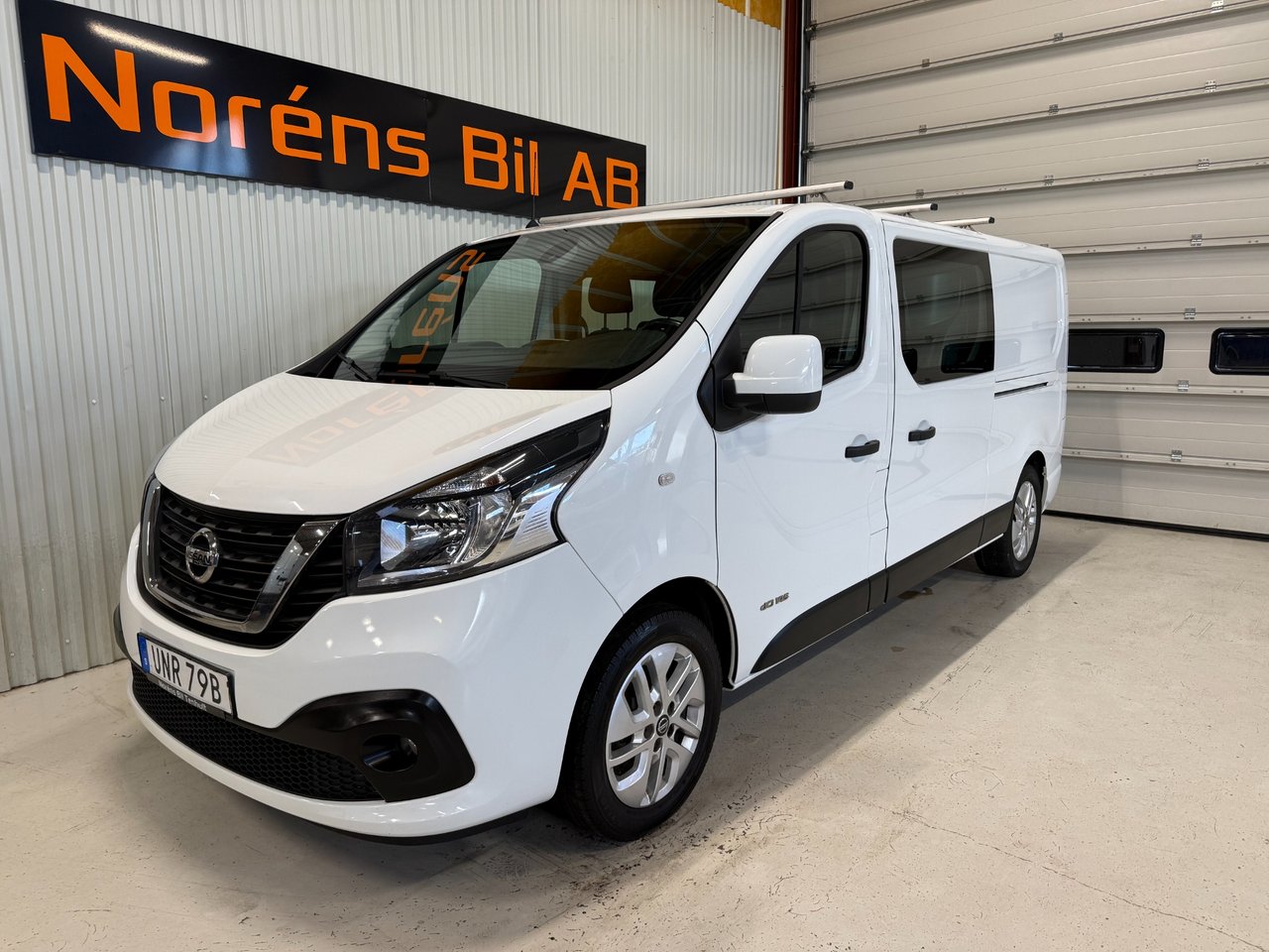 Nissan NV300 2.0 dCi 145HK AU...