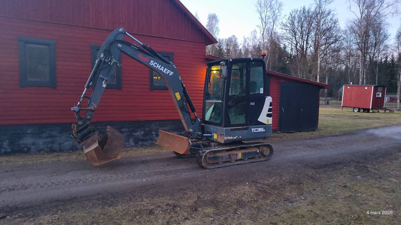 Minigrävare 3800kg tiltfäste