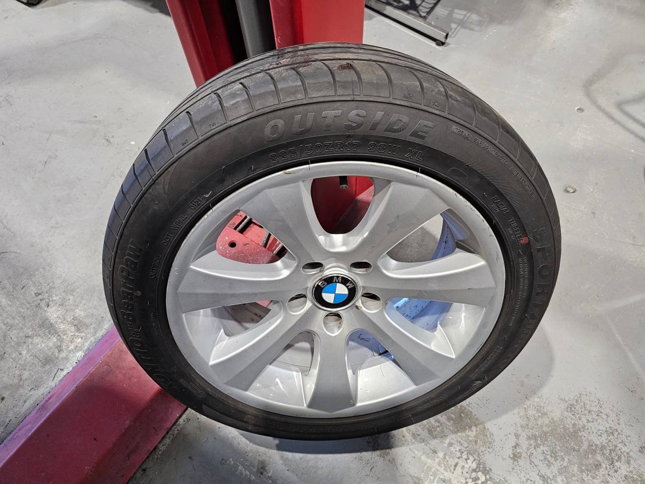 BMW 17 TUM SOMMARHJUL