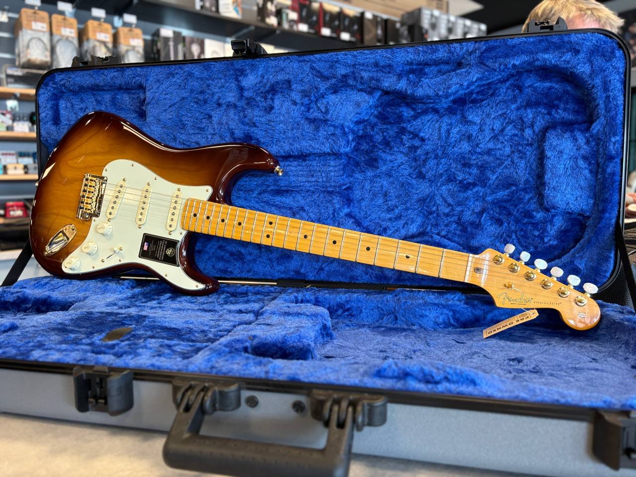 Fender 75th Anniversary Strat...