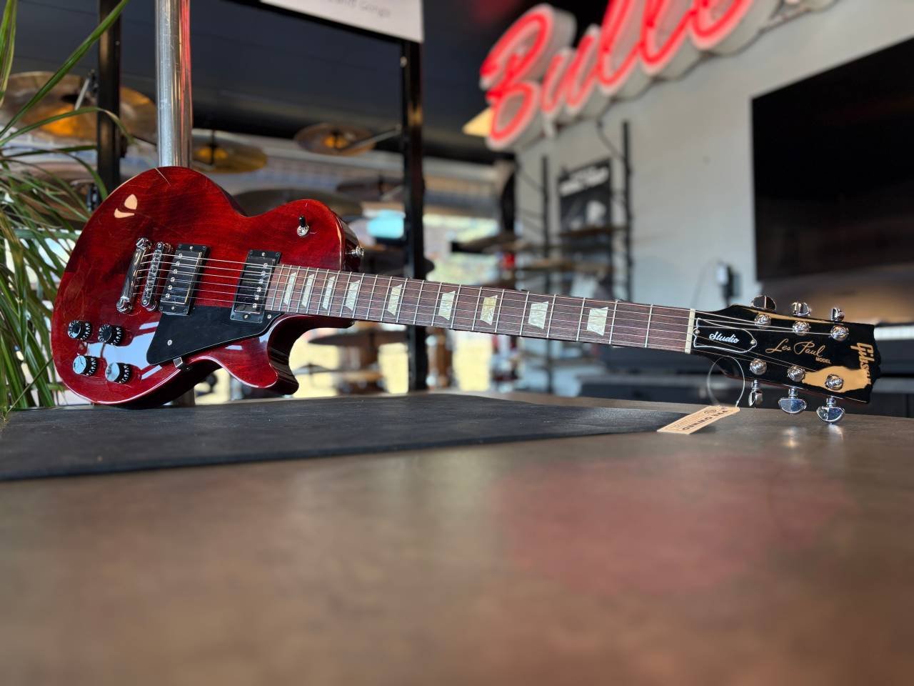 Gibson Les Paul Studio Winere...