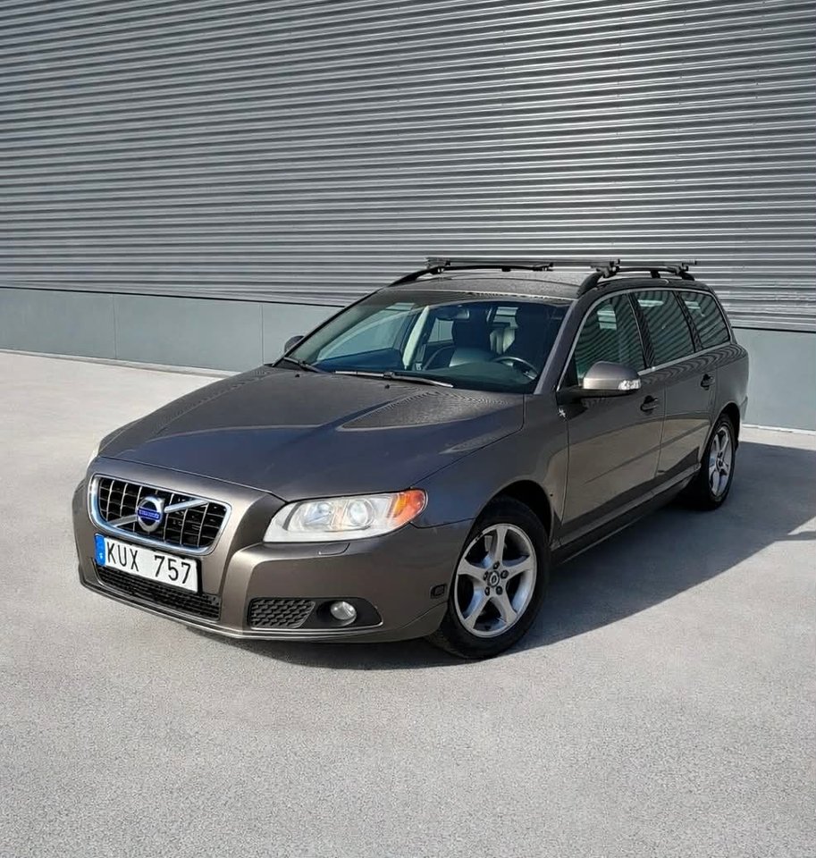 Volvo V70 2.5FT Momentum Euro 4