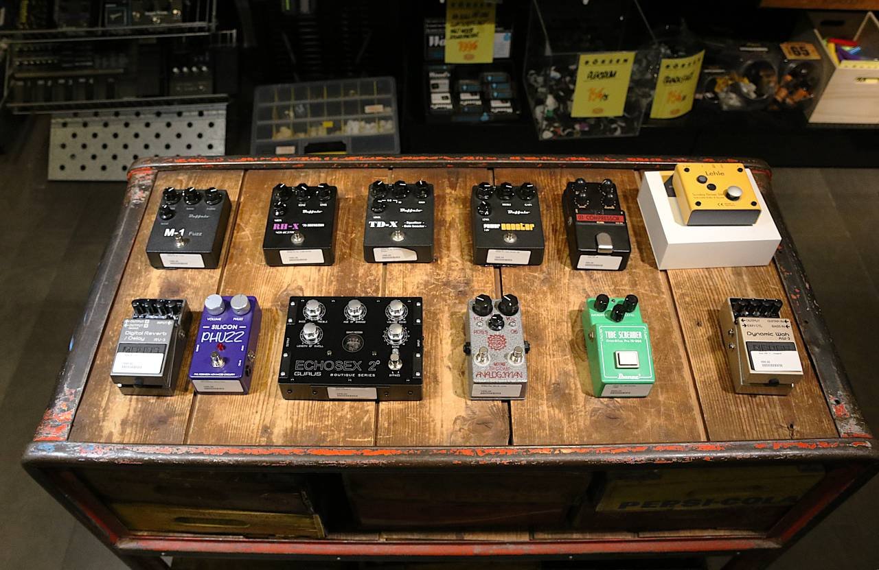 Begagnade gitarreffekter hos ...