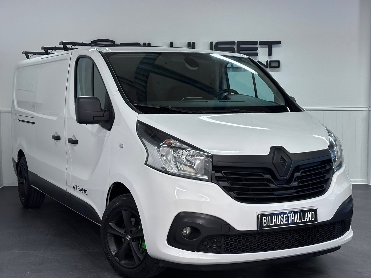 Renault trafic Skåpbil 2.7t 1...