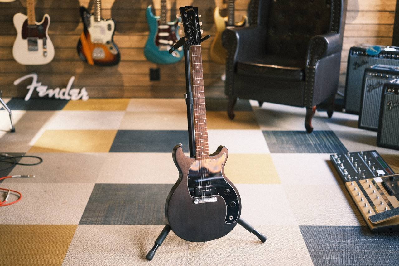 Beg. Gibson Les Paul DC Faded...