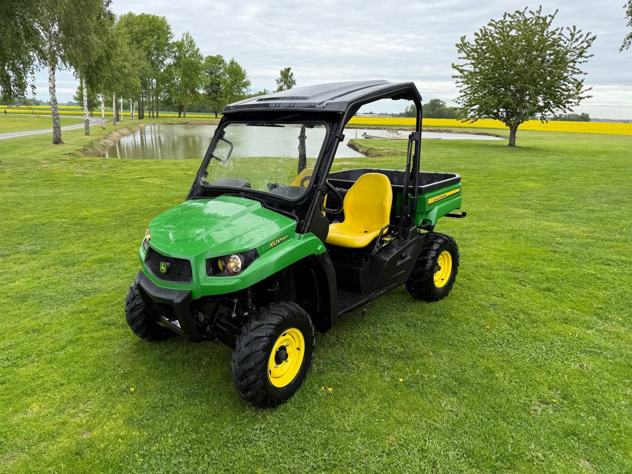 John Deere 590i XUV UTV