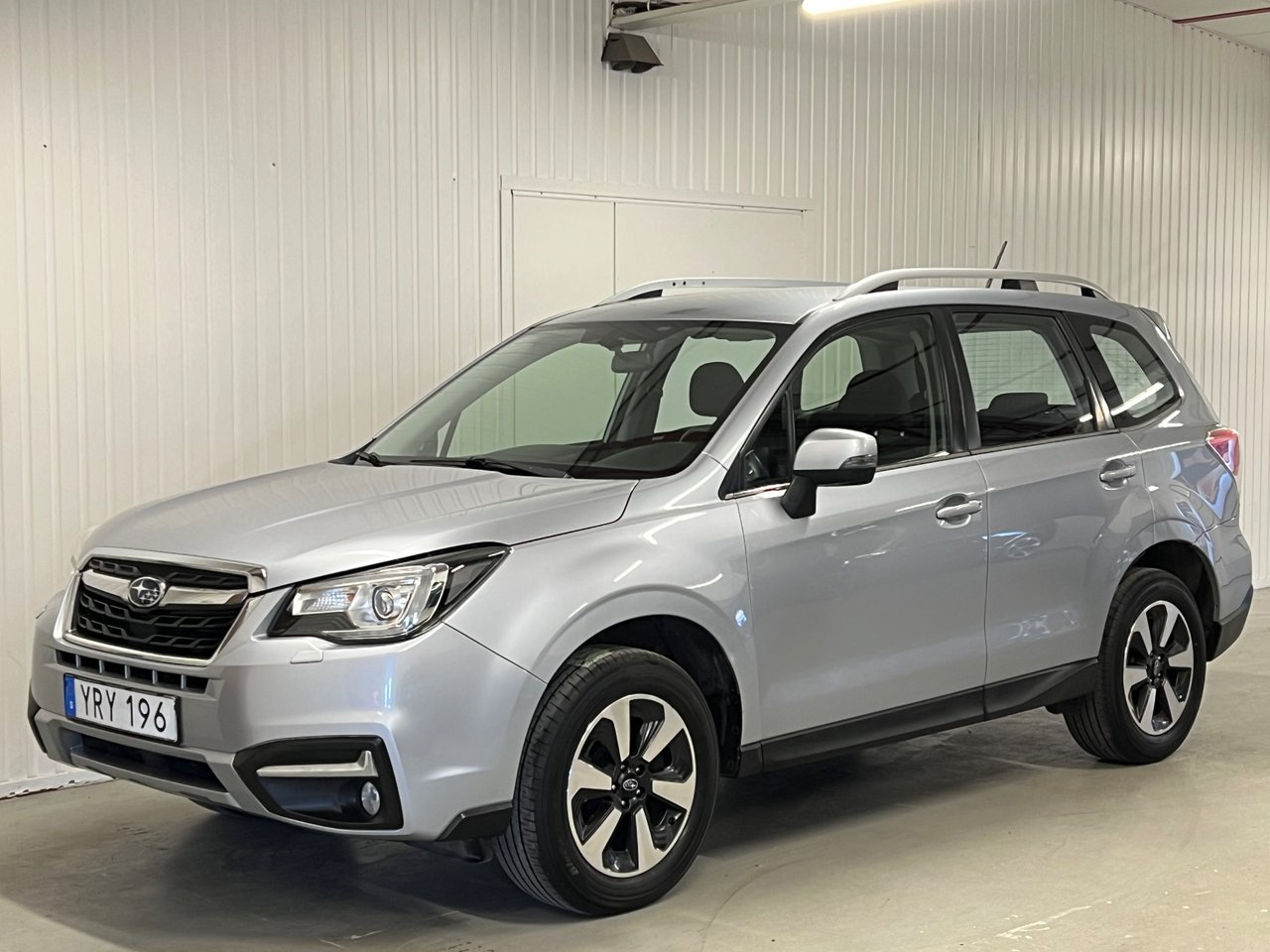 Subaru Forester 2.0 4WD Linea...