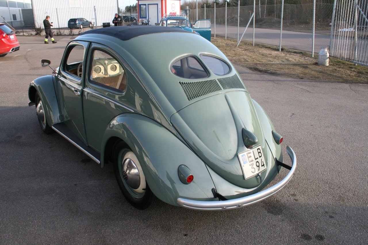 Volkswagen 1200 Split Window ...