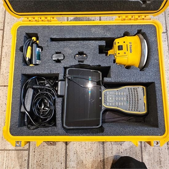 Trimble TCS7 - GNSS smart ant...