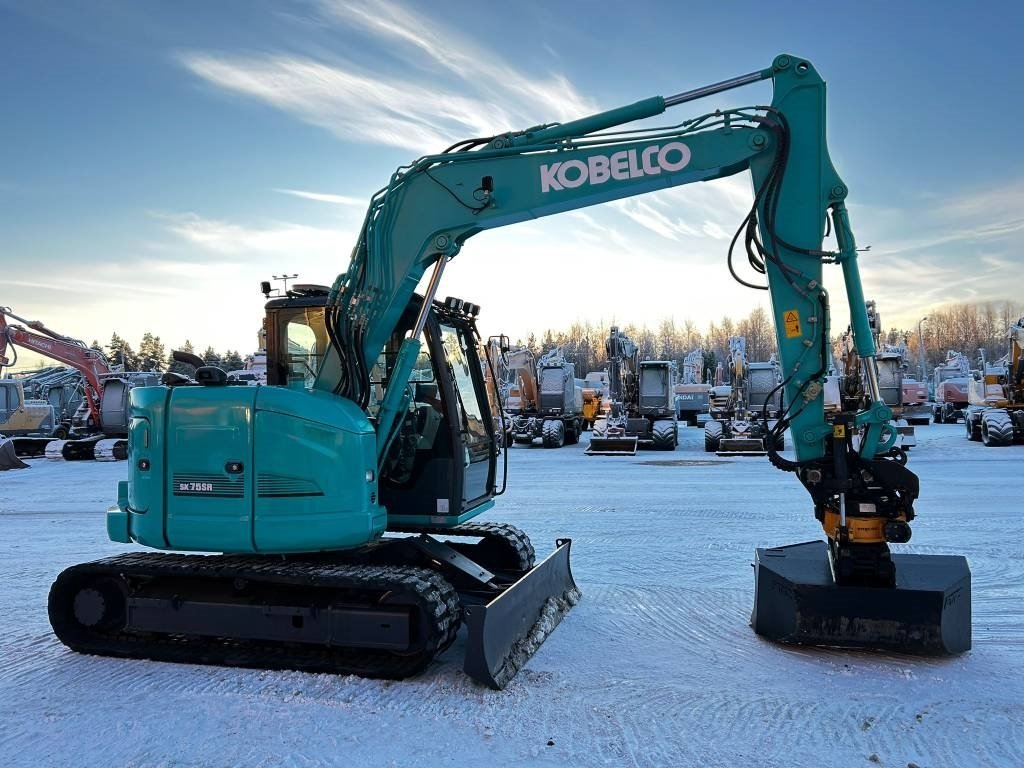 Kobelco SK 75 SR-3E årsmodell...