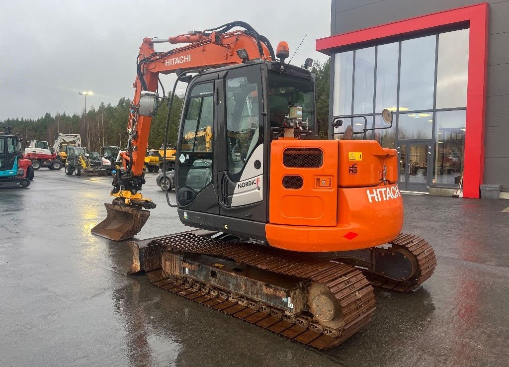 Hitachi ZX 85 -2021 på endast...