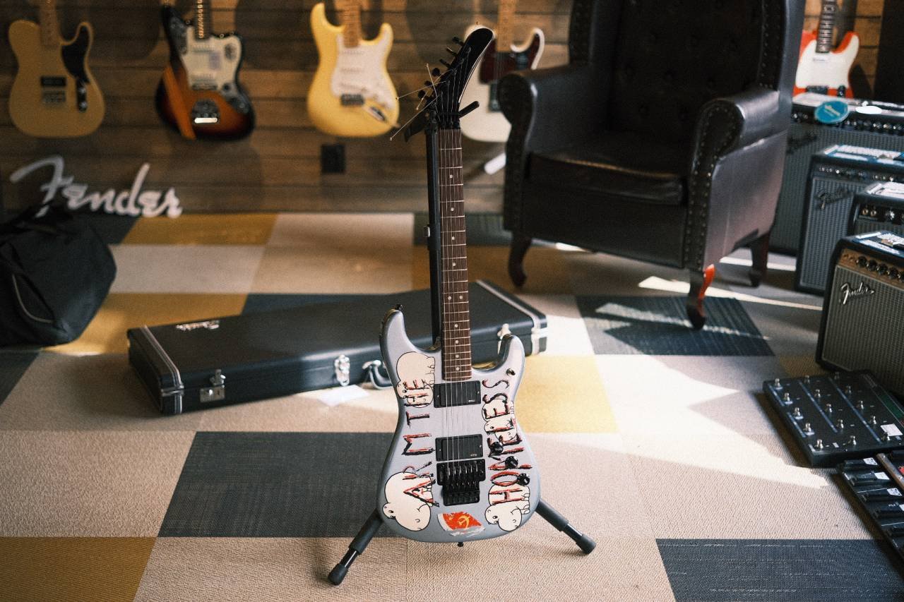 Fender Tom Morello 'Arm The H...