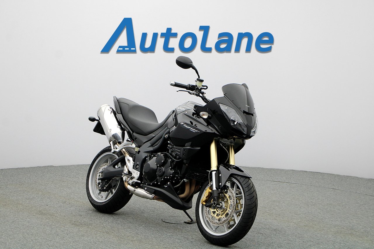 Triumph Tiger 1050 *Nya däck,...