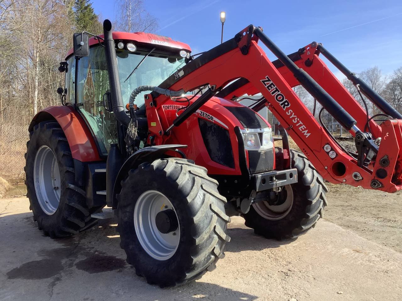 Traktor Zetor Forterra 140 HSX