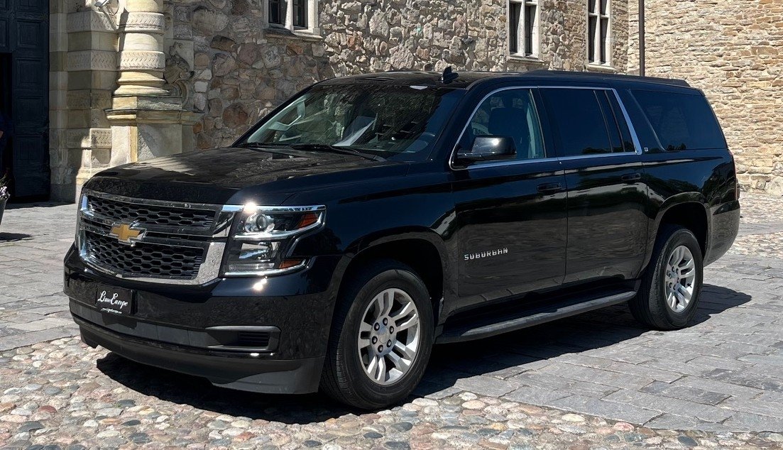 Chevrolet Suburban ESV 1500 L...